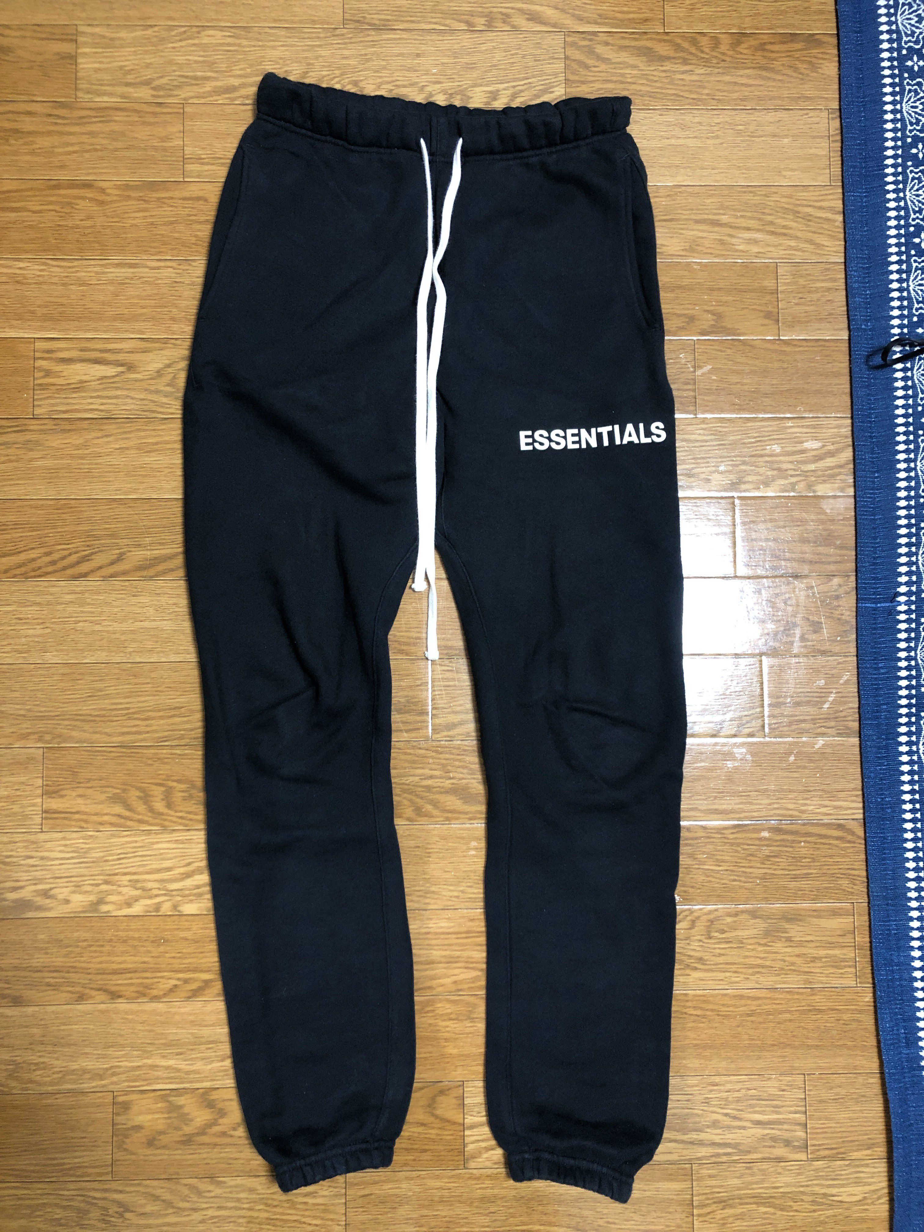 FEAR OF GOD Essentials Graphic Sweatpants "Black"