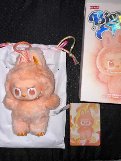 POP MART THE MONSTERS (LABUBU) Big into Energy Series Plush Pendant HAPPINESS