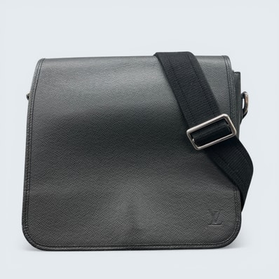 LOUIS VUITTON ルイヴィトン アンドレイ タイガ アルドワーズ ショルダーバッグ M32482 レザー BA2019 ダークグレー メッセンジャーバッグLV ヴィトン Bランク 中古 鑑定済 ヴィトンバッグ