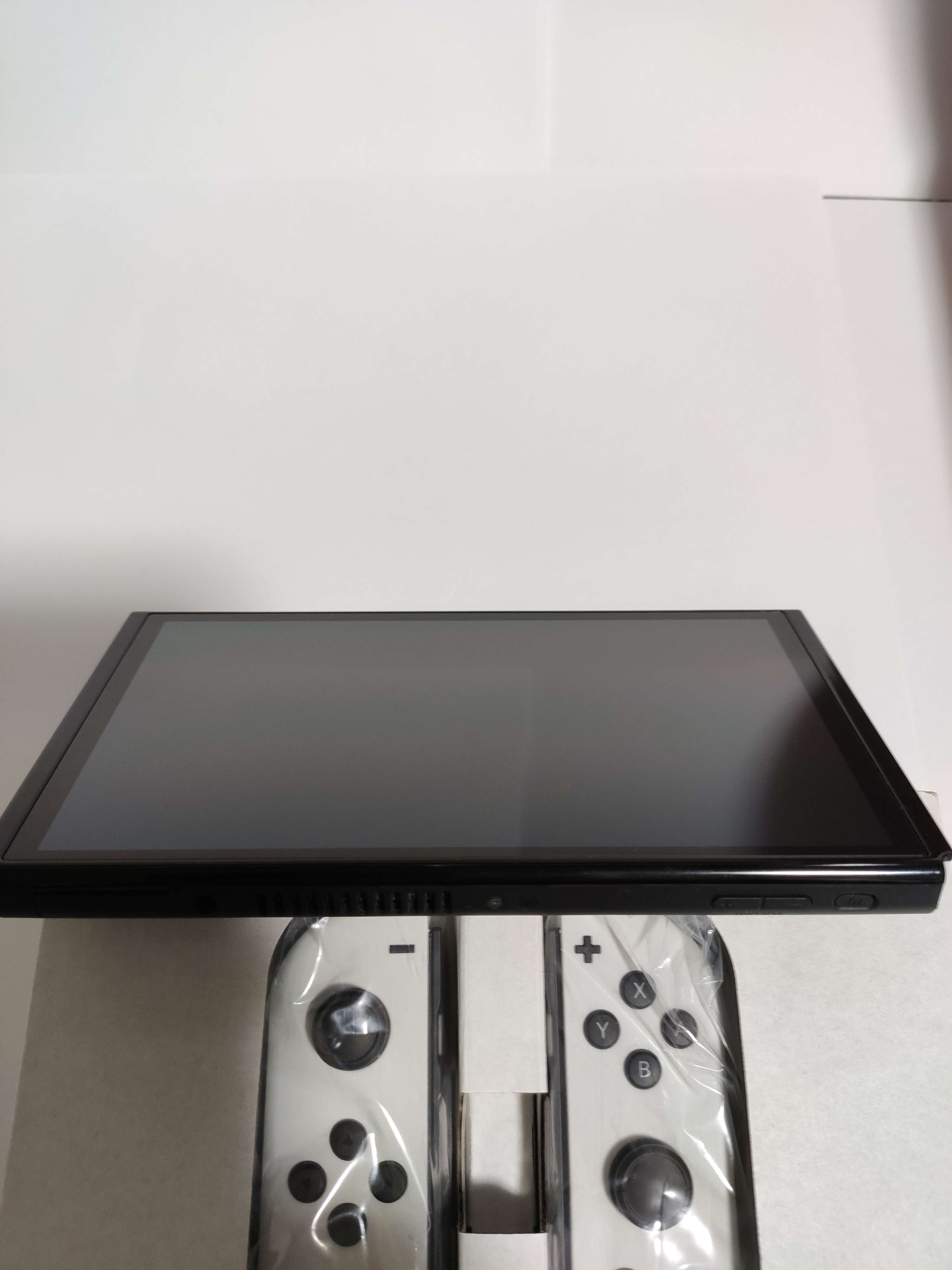 Nintendo Switch 有機EL Model HEG-S-KAAAA "White"