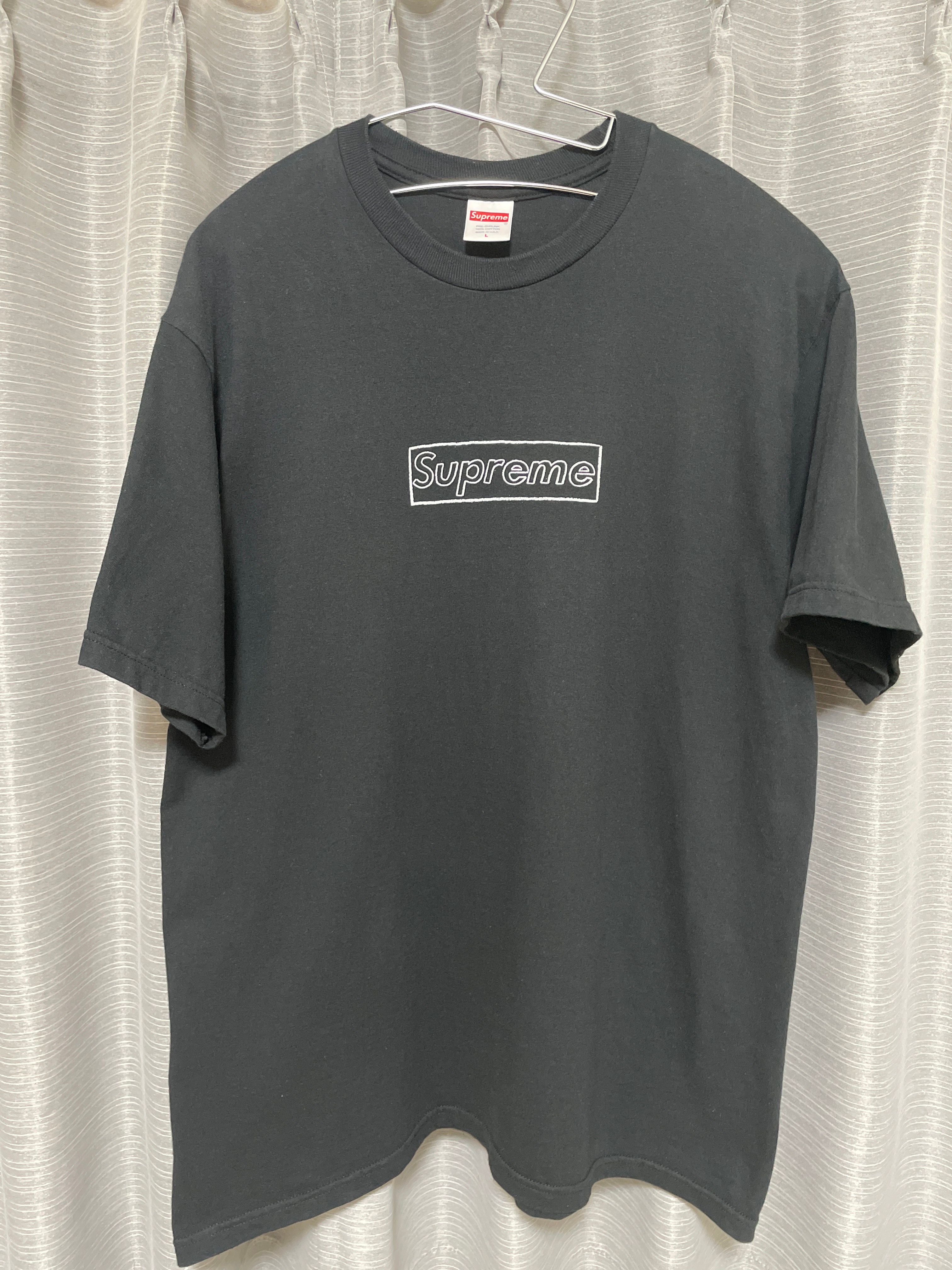 Supreme KAWS Chalk Logo Tee "Black"