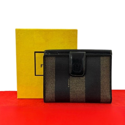 FENDI フェンディ ペカン FF ロゴ キャンバス レザー 二つ折り財布 ブラック
31093
