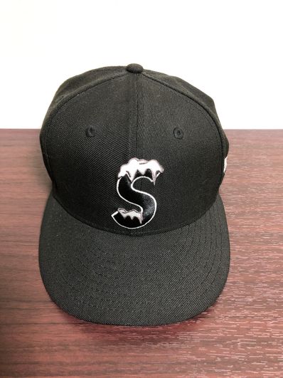 Supreme S Logo New Era® "Black" (20FW)