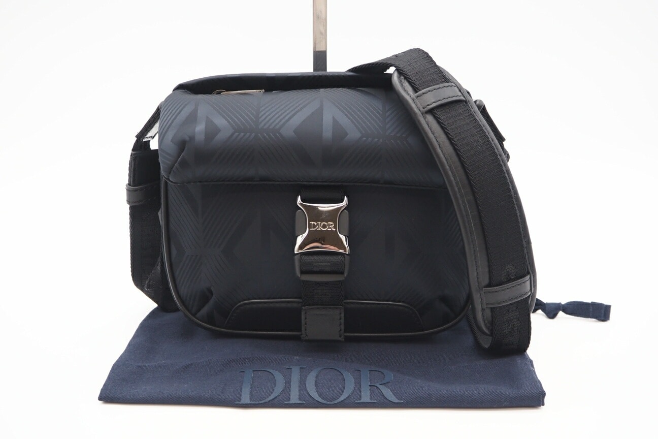 極美品 Dior ディオール ナイロン CDダイヤモンド ショルダーバッグ USDCD87310011 ショルダーバッグ ネイビー コーティングキャンバス レディース