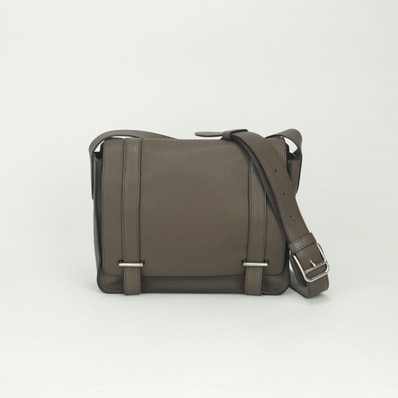 エルメス HERMES スティーブカポラル28 スティーブ カポラル28 バッグ ショルダーバッグ トリヨンクレマンス トープ Taupe グレー Gray シルバー金具 メッセンジャーバッグ