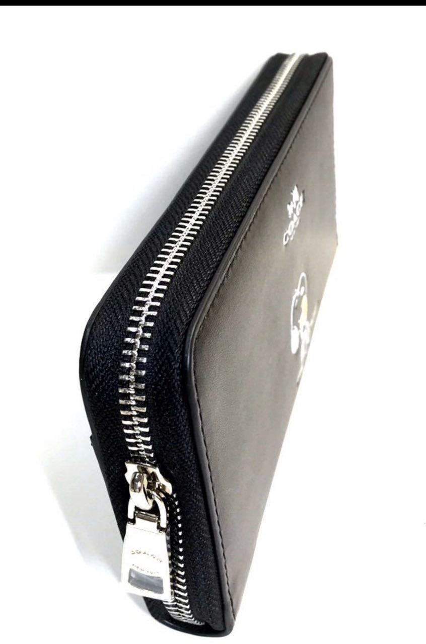 COACH × PEANUTS SNOOPY Zip Around "Black"
