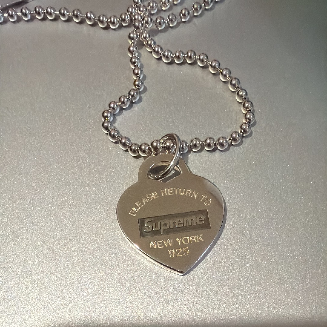 Supreme / Tiffany & Co. Return to Tiffany Heart Tag Pendant "Silver"