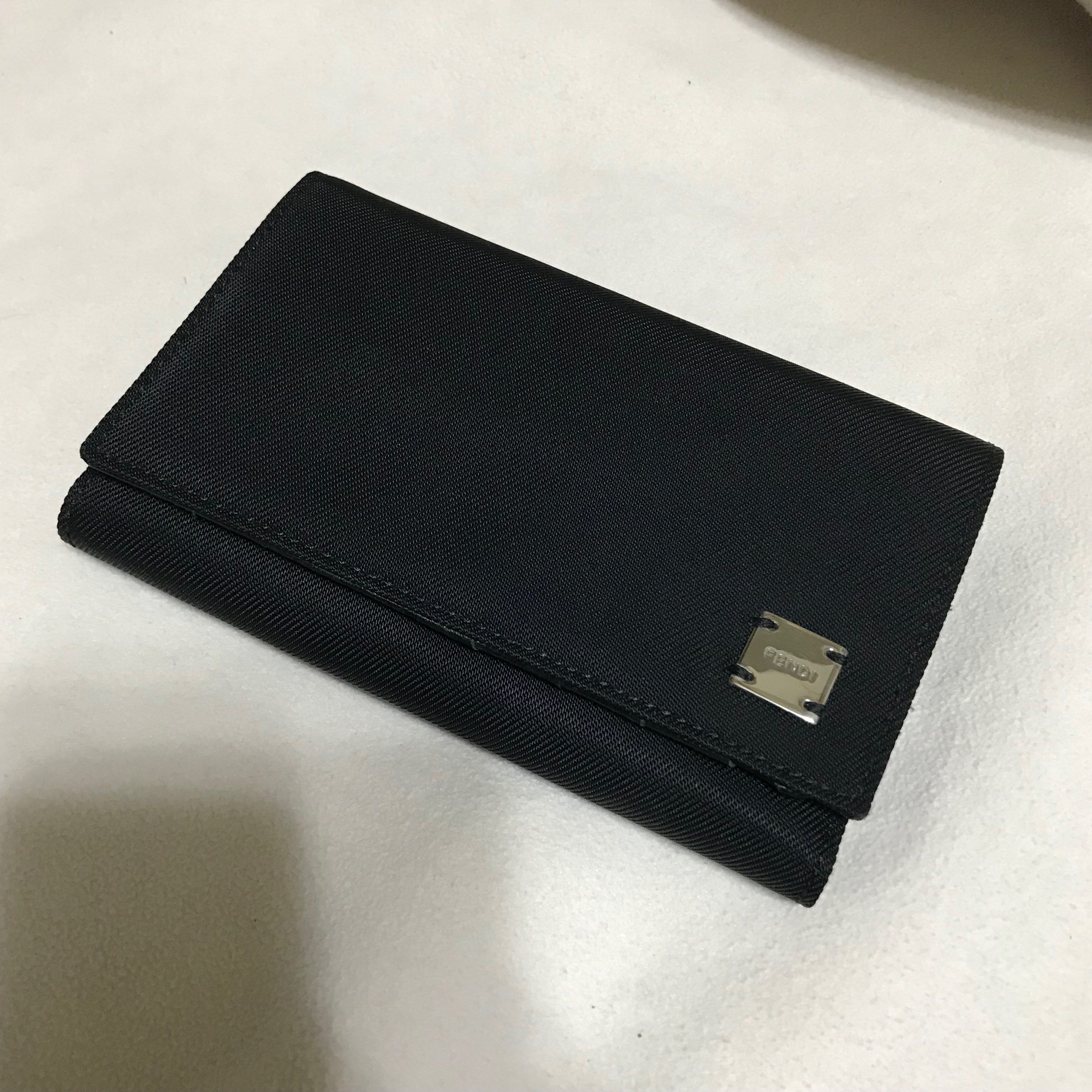 FENDI 折財布 フェンディ 財布