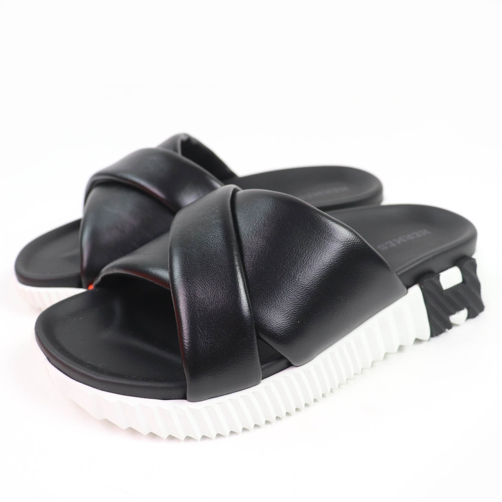 未使用品 エルメス
 サンダル インフラ ブラック レディース 35.5