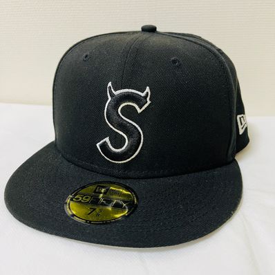 Supreme S Logo New Era "Black" (22FW)