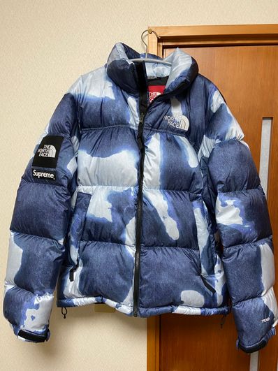 Supreme x The North Face Bleached Denim Print Nuptse Jacket "Indigo"