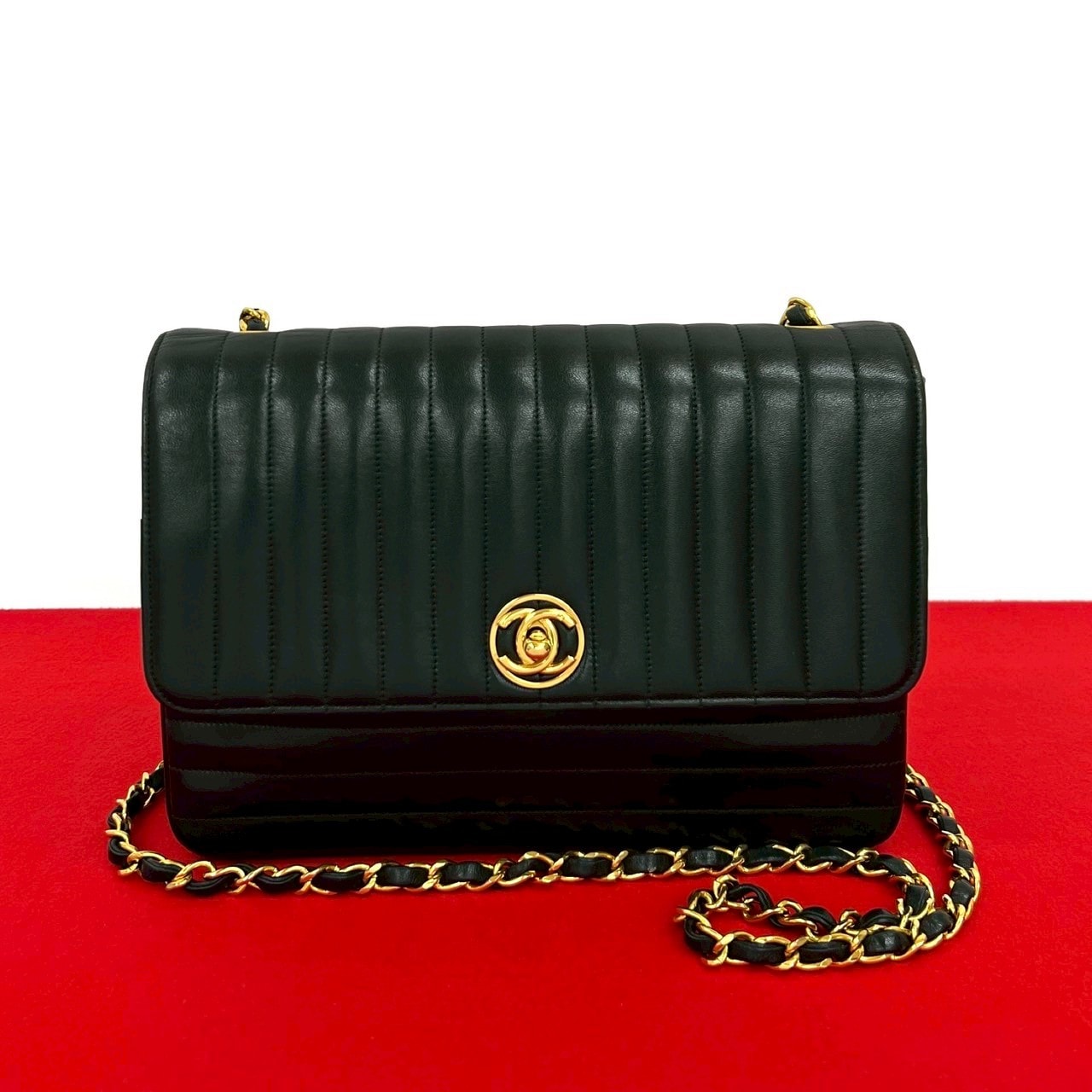 CHANEL シャネル マドモアゼル ココマーク ラムスキン ショルダーバッグ ブラック
 27747
