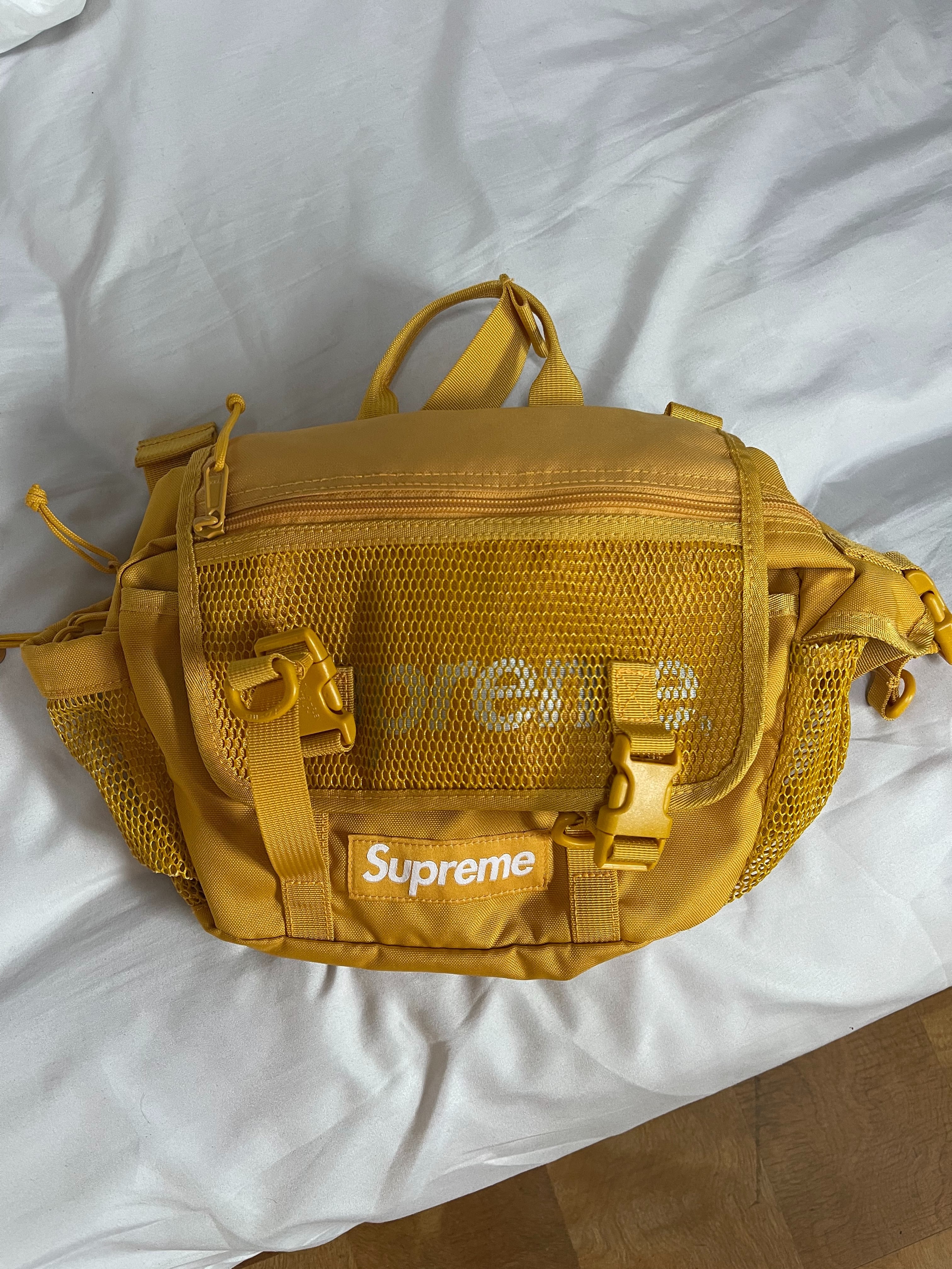 Supreme 20SS Waist Bag 