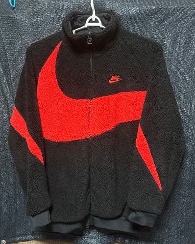 Nike Big Swoosh Reversible Boa Jacket "Black Chili Red"