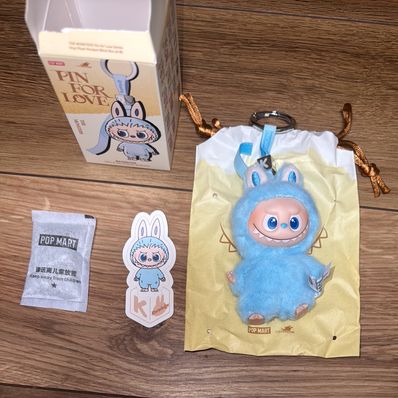 POP MART THE MONSTERS (LABUBU) Pin for Love Series-Vinyl Plush Pendant (A-M) K
