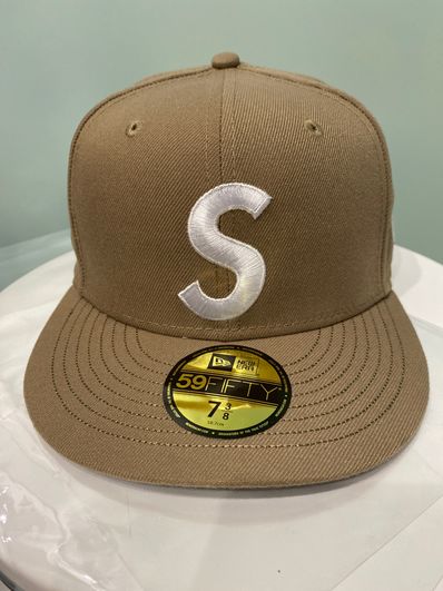 Supreme Characters S Logo New Era "Brown"