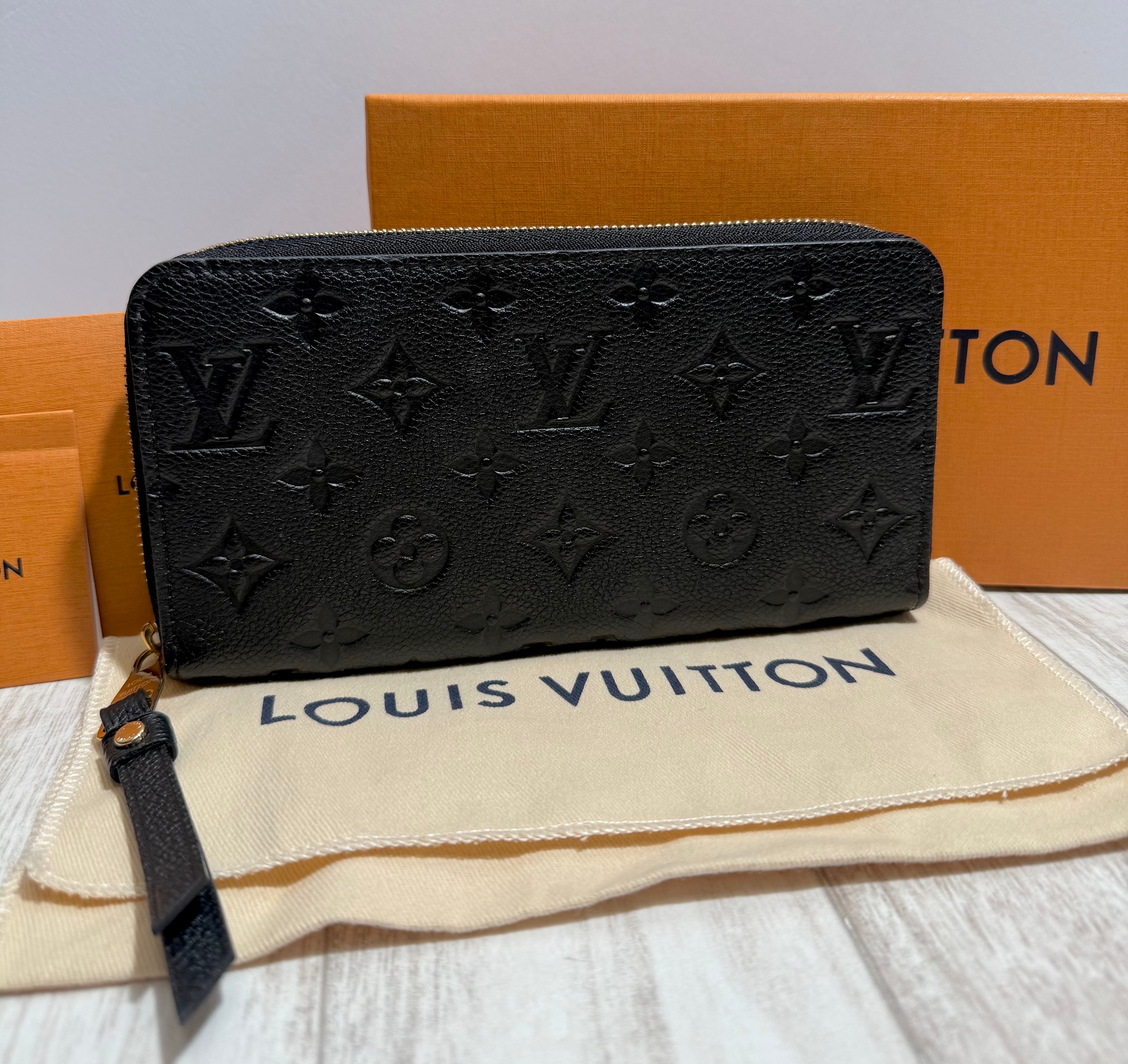 Louis Vuitton Zippy Wallet Monogram Empreinte "Noir"