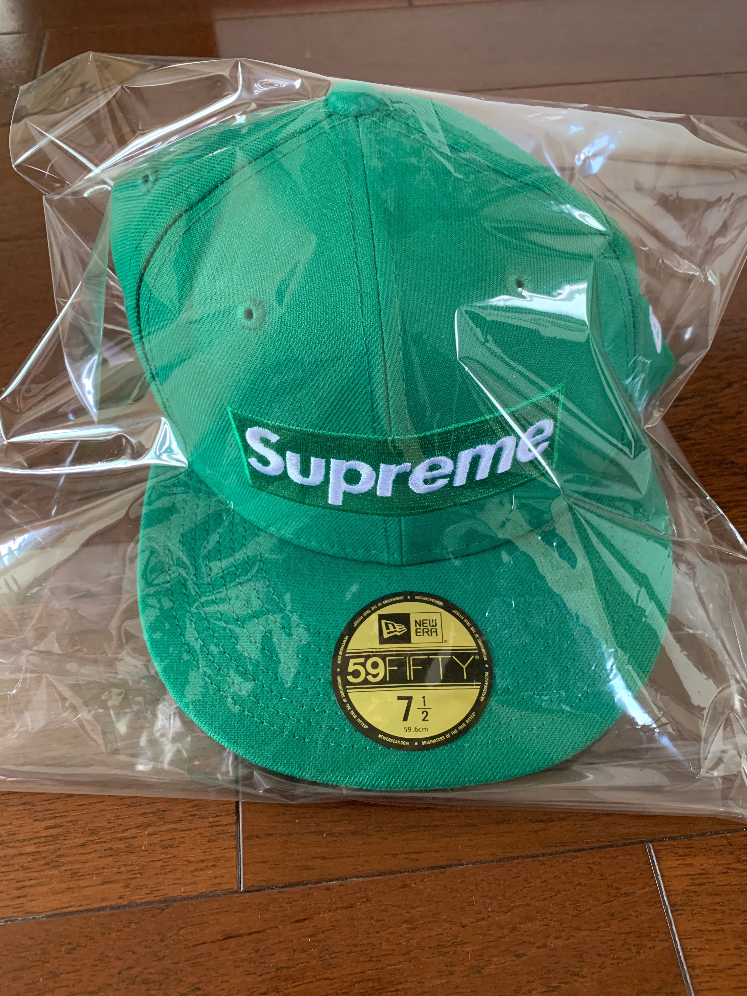 Supreme / New York Yankees Box Logo New Era "Green"