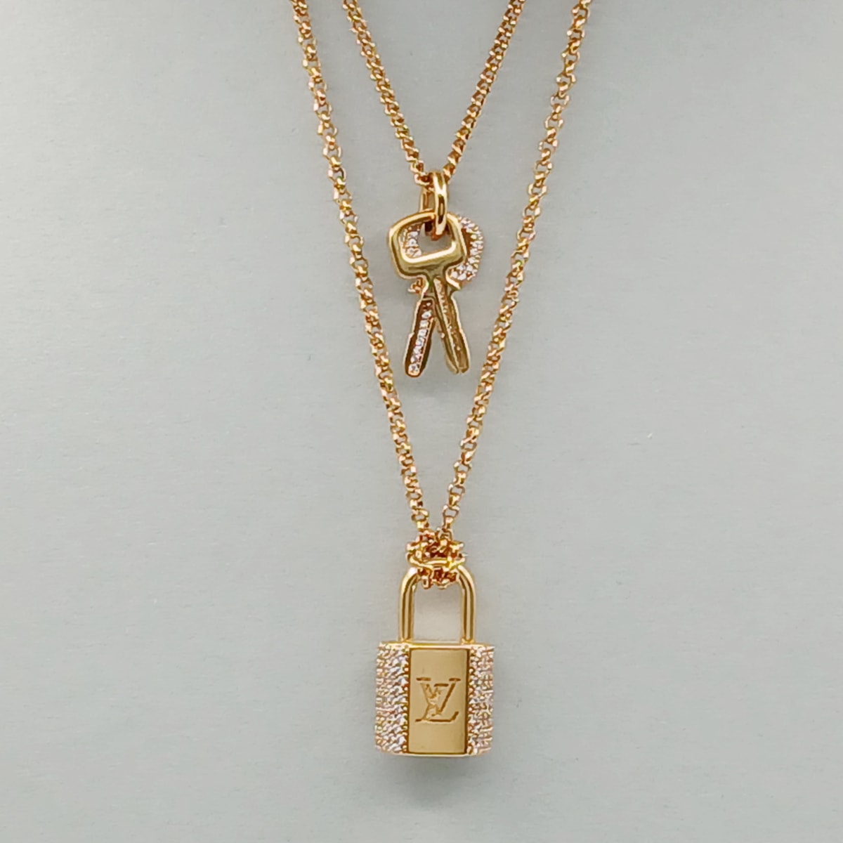 LOUIS VUITTON ルイ・ヴィトン ネックレス・LVパドロック ネックレス 2連 M01593 GP ゴールド レディース【中古】