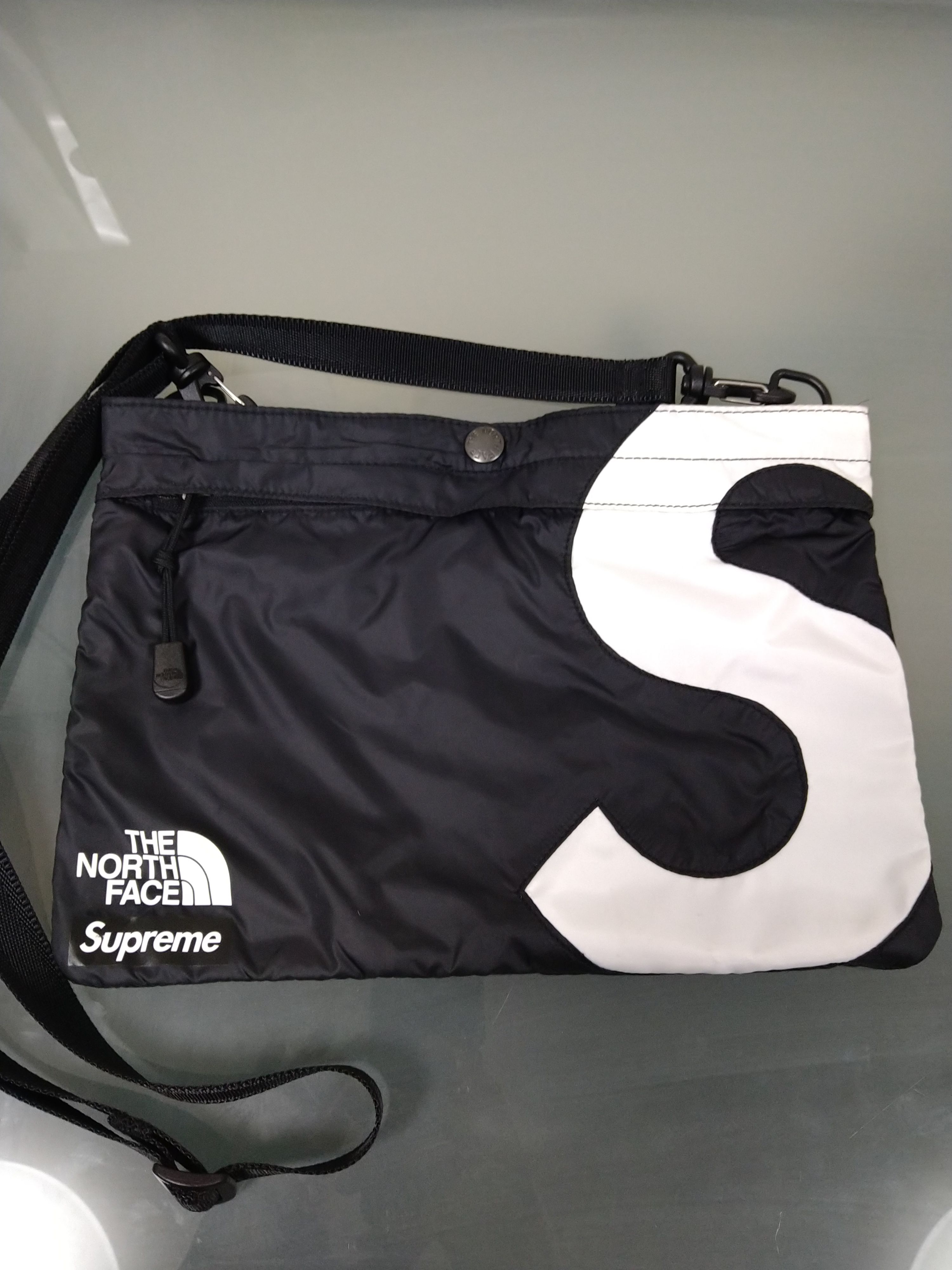 Supreme x The North Face S Logo Shoulder Bag "Black"