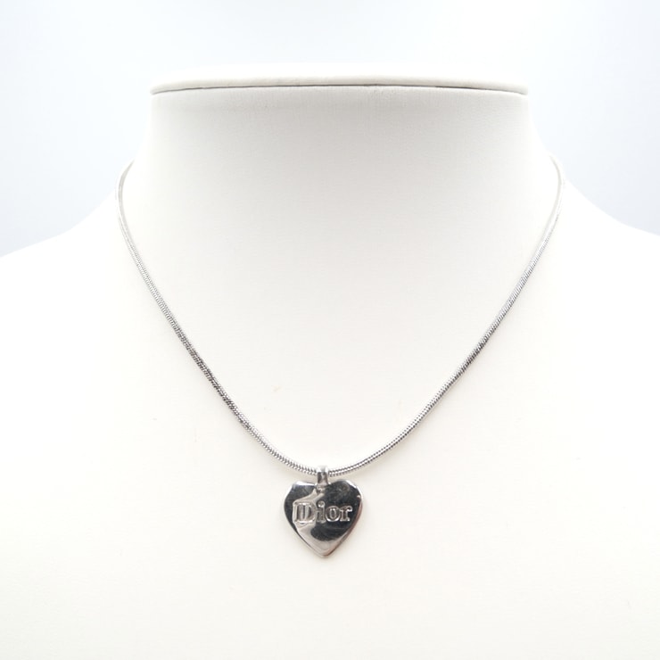Christian Dior(クリスチャンディオール)Diorロゴ ハートモチーフ ヴィンテージ ネックレス シルバー レディース【中古】