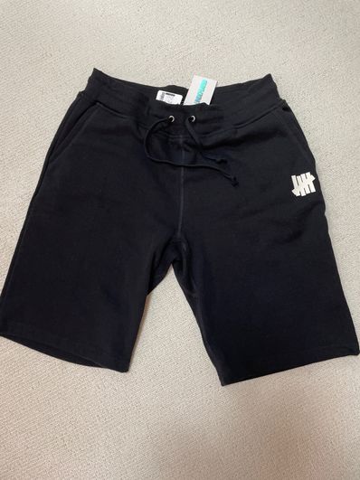 UNDEFEATED ICON SWEATSHORT - 60019 "Black"