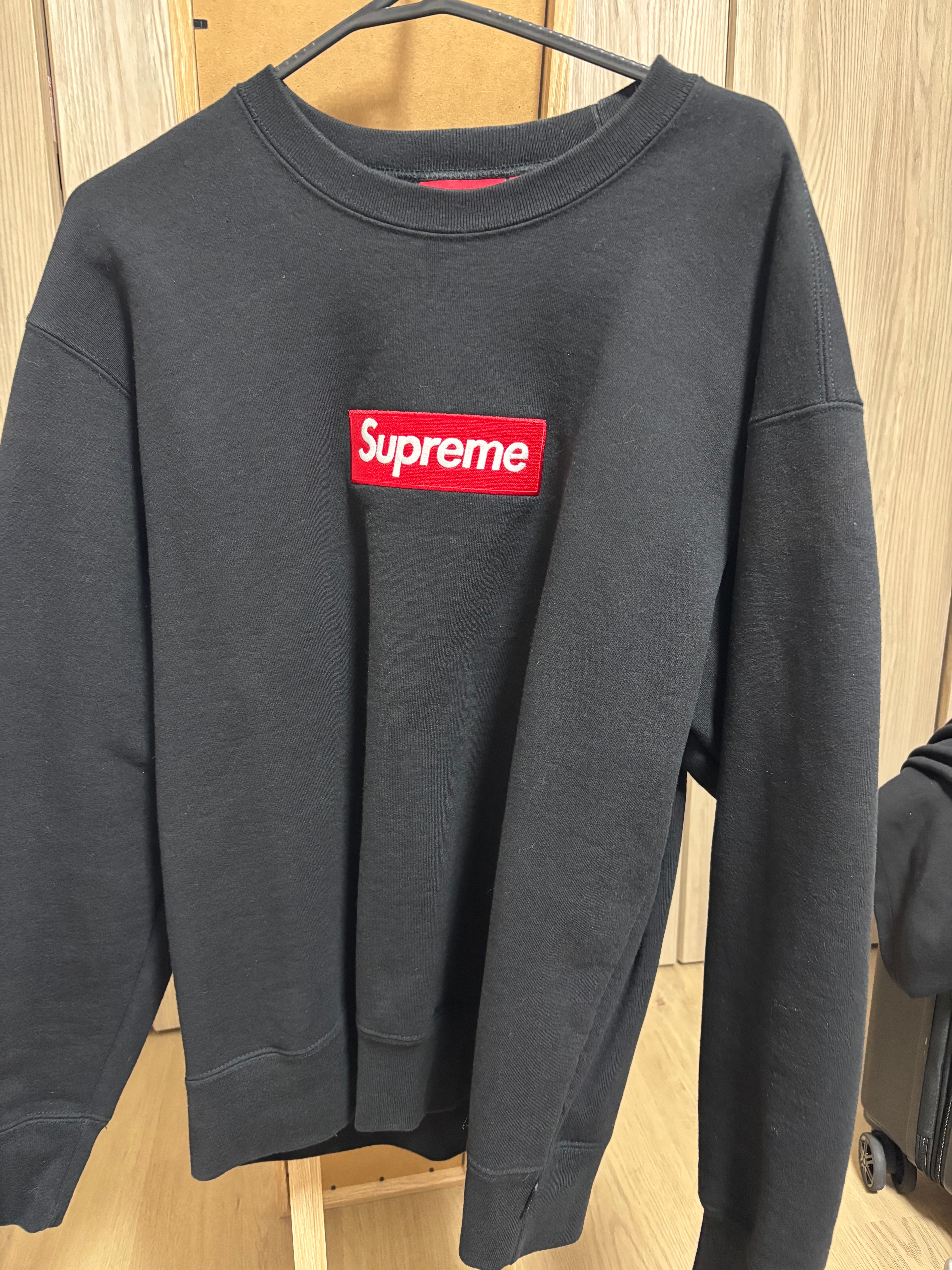 Supreme ボックスロゴスウェット