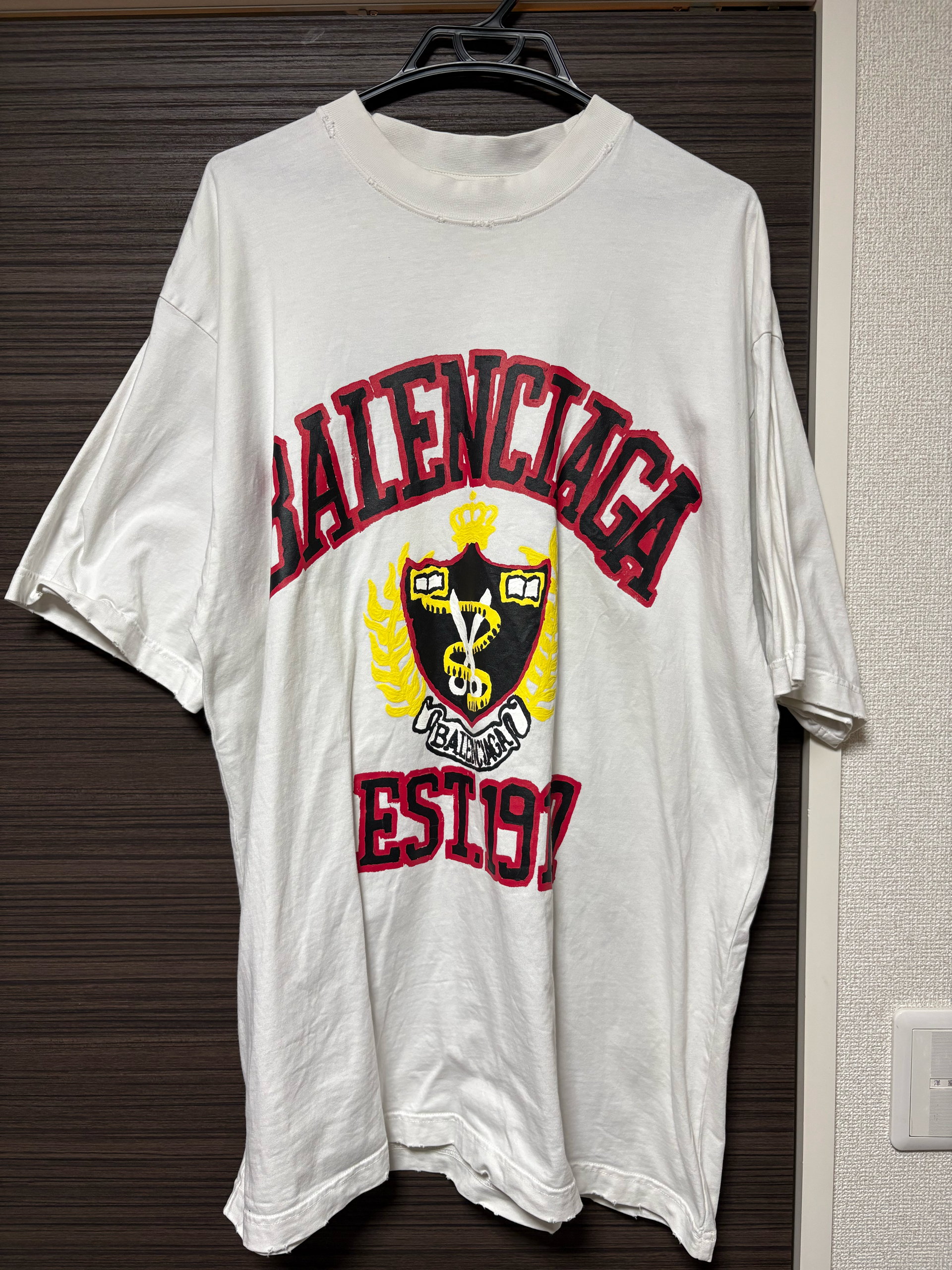 BALENCIAGA Women's Diy College T-shirt Medium Fit "White"