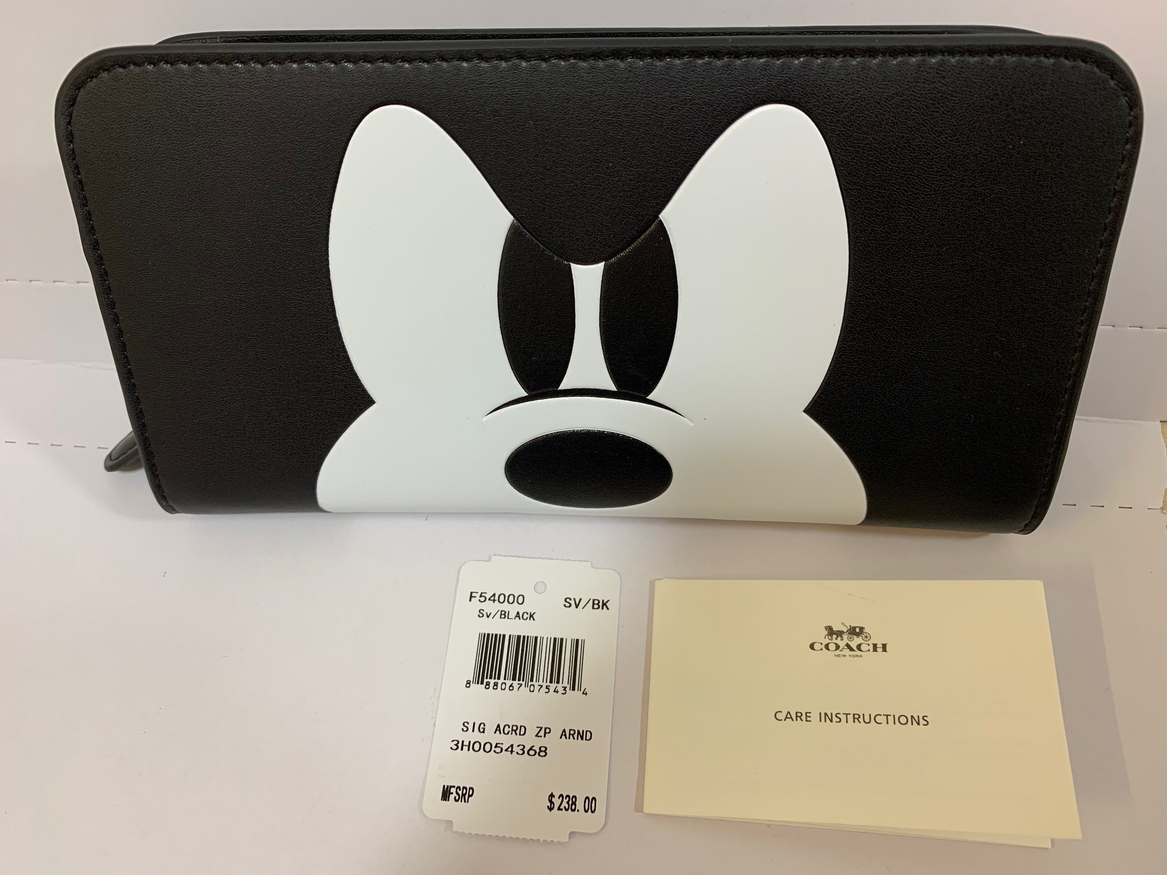 COACH×Disneyコラボミッキーマウスアングリー