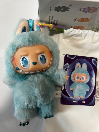 POP MART THE MONSTERS (LABUBU) Big into Energy Series Plush Pendant HOPE
