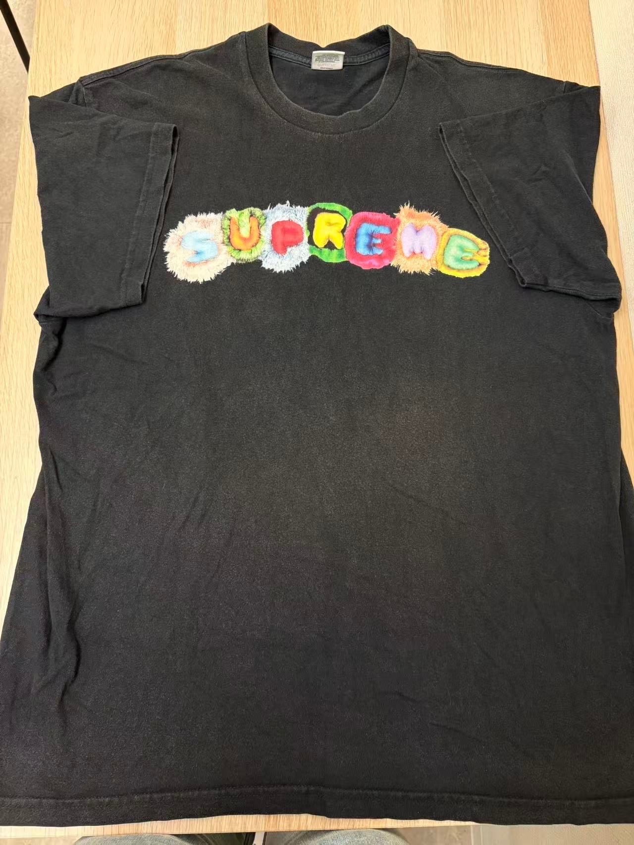 Supreme Pillows Tee "Black"