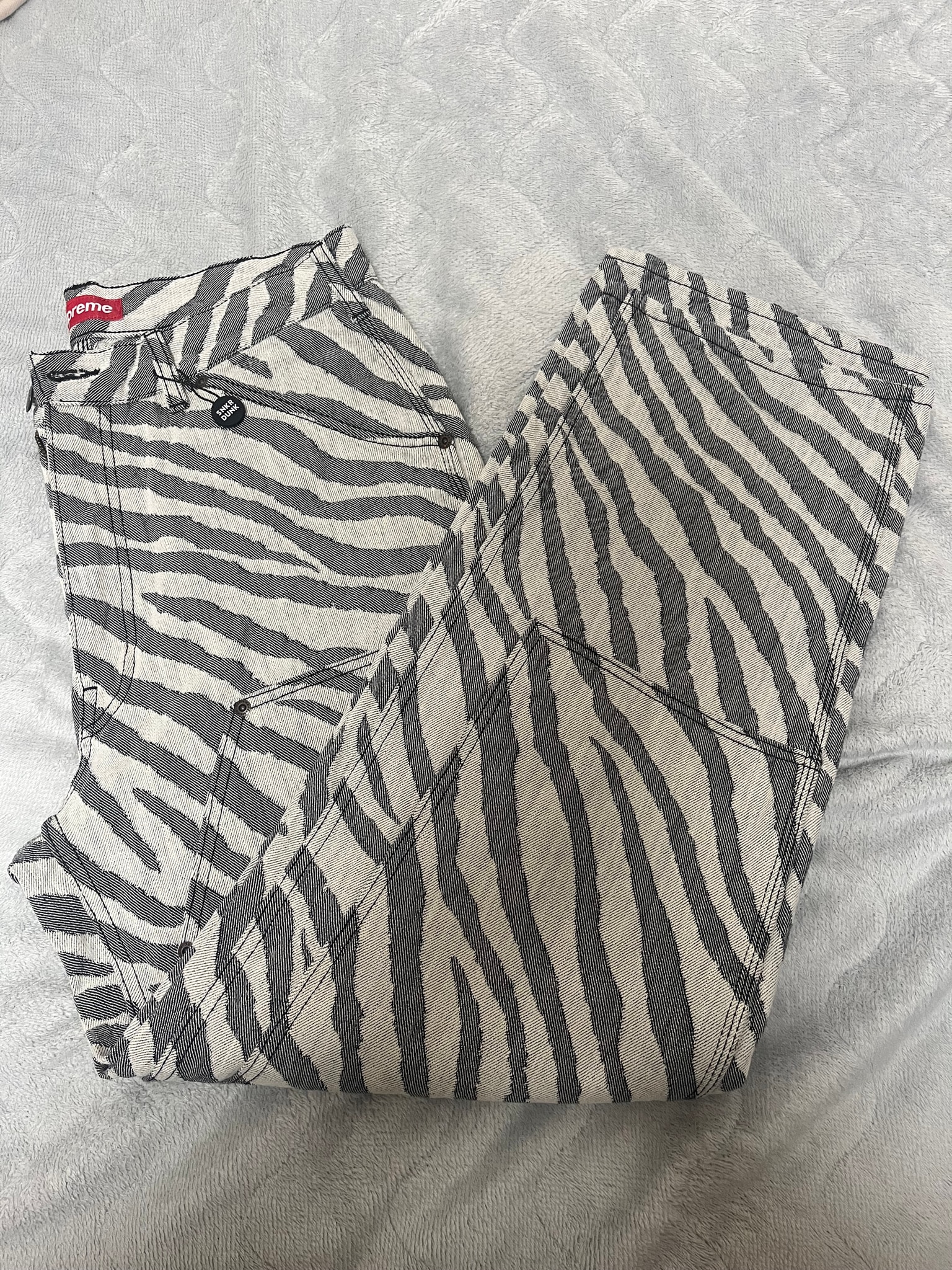 Supreme Double Knee Painter Pant "Zebra" (24SS)