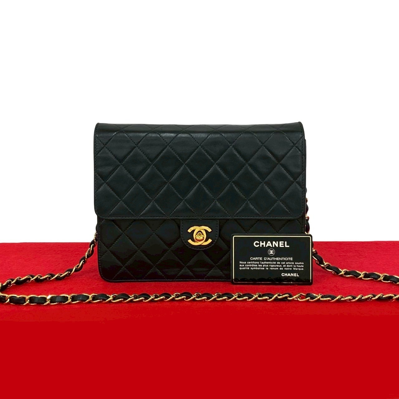 CHANEL シャネル マトラッセ ココマーク ラムスキン ショルダーバッグ ブラック
 74221