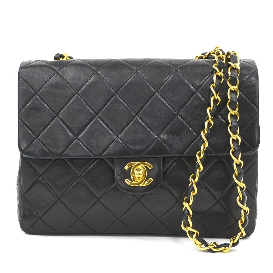 シャネル CHANEL ショルダーバッグ マトラッセ ラムスキン ブラック ゴールド レディース【中古】 90183a