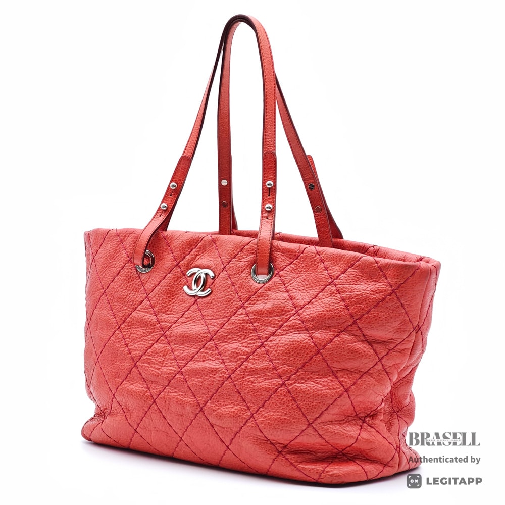 CHANEL シャネル マトラッセ ココマーク オンザロード 13340901 トートバッグ Leather レディース