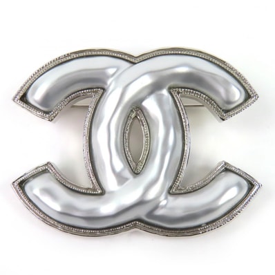 極美品 シャネル ココマーク CCロゴ ブローチ シルバー レディース B25C
