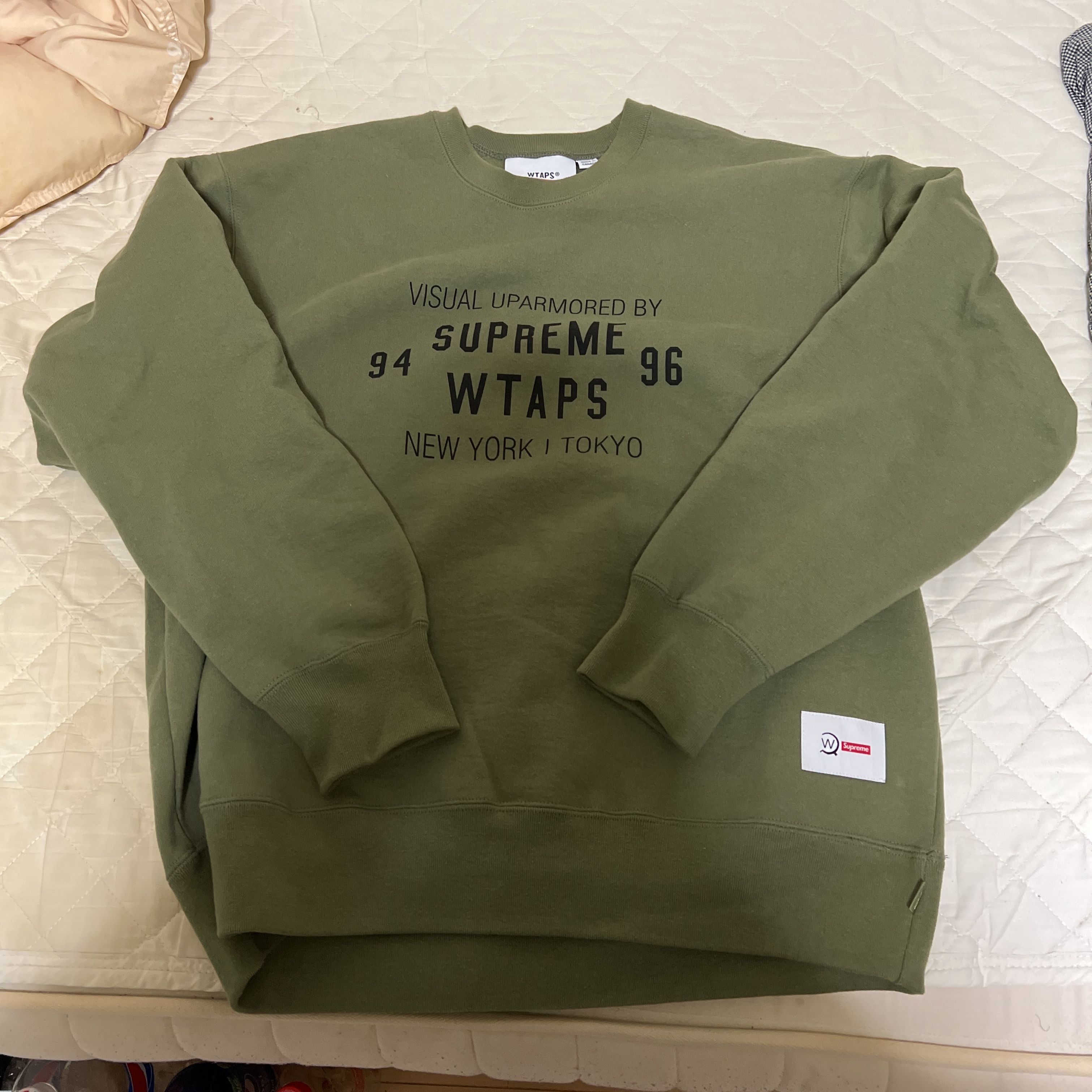 Supreme / WTAPS Crewneck "Light Olive"