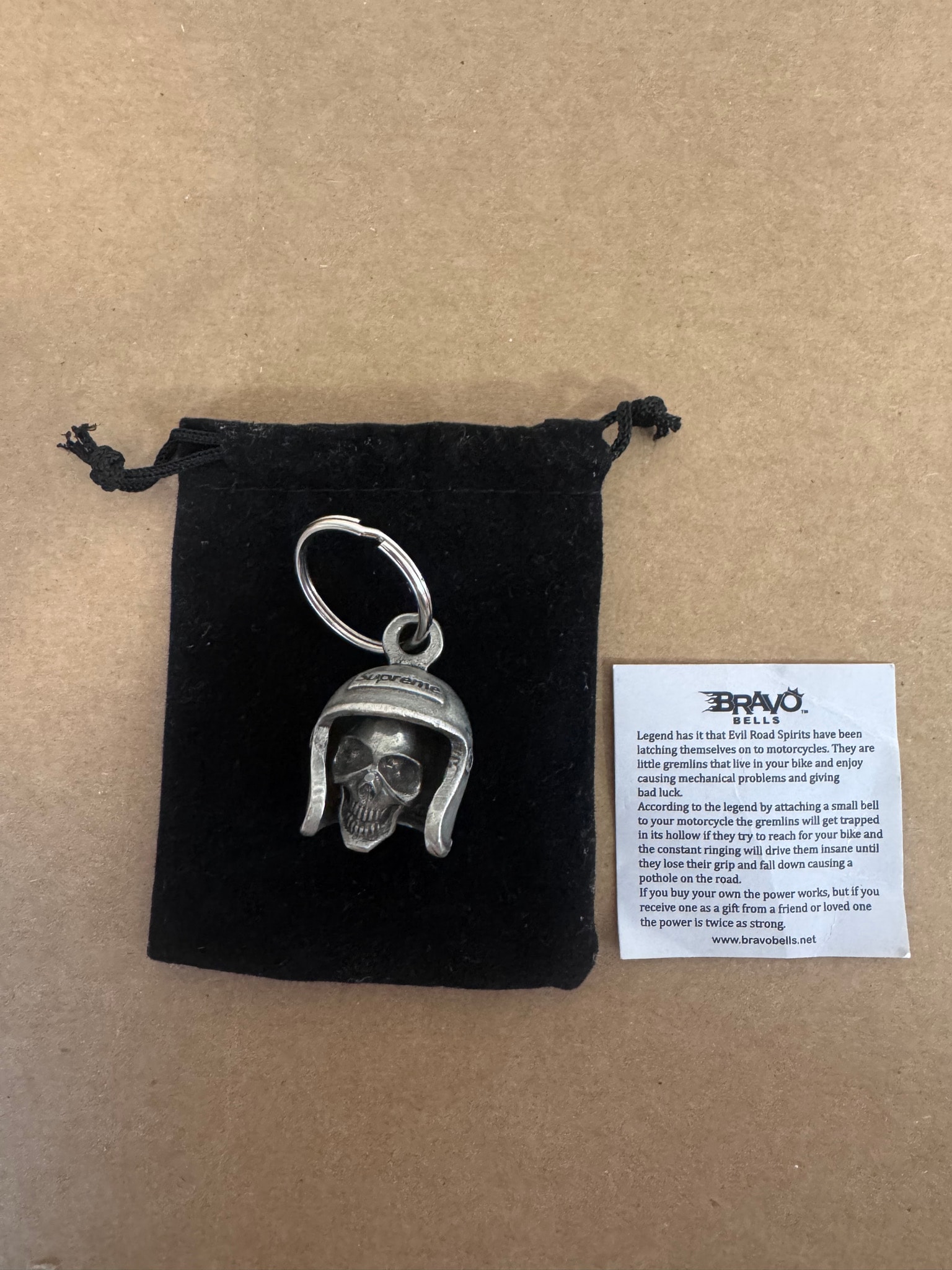 Supreme Skull Bell Keychain "Silver"