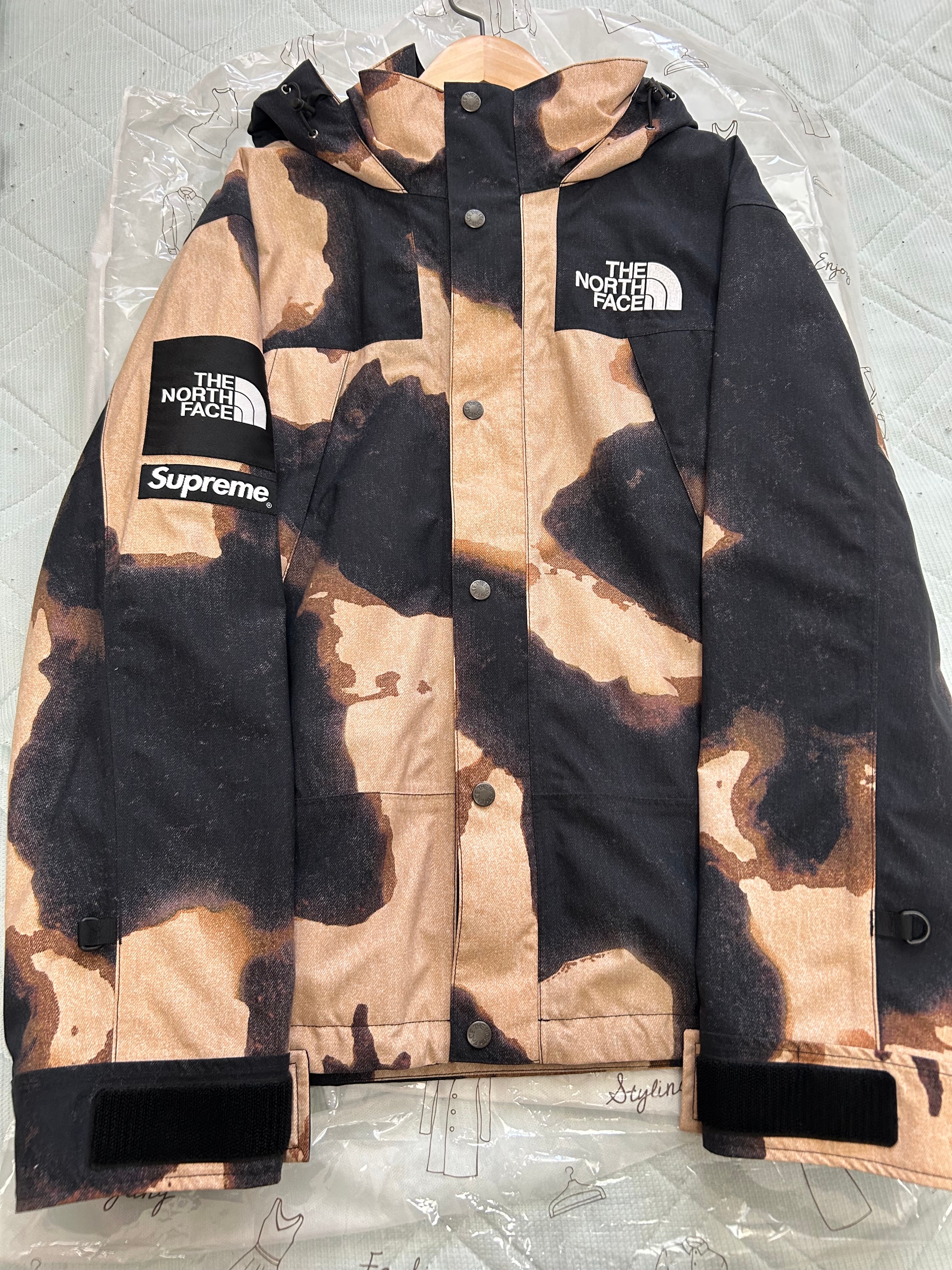 Supreme x The North Face Bleached Denim Print Mountain Jacket "Black"