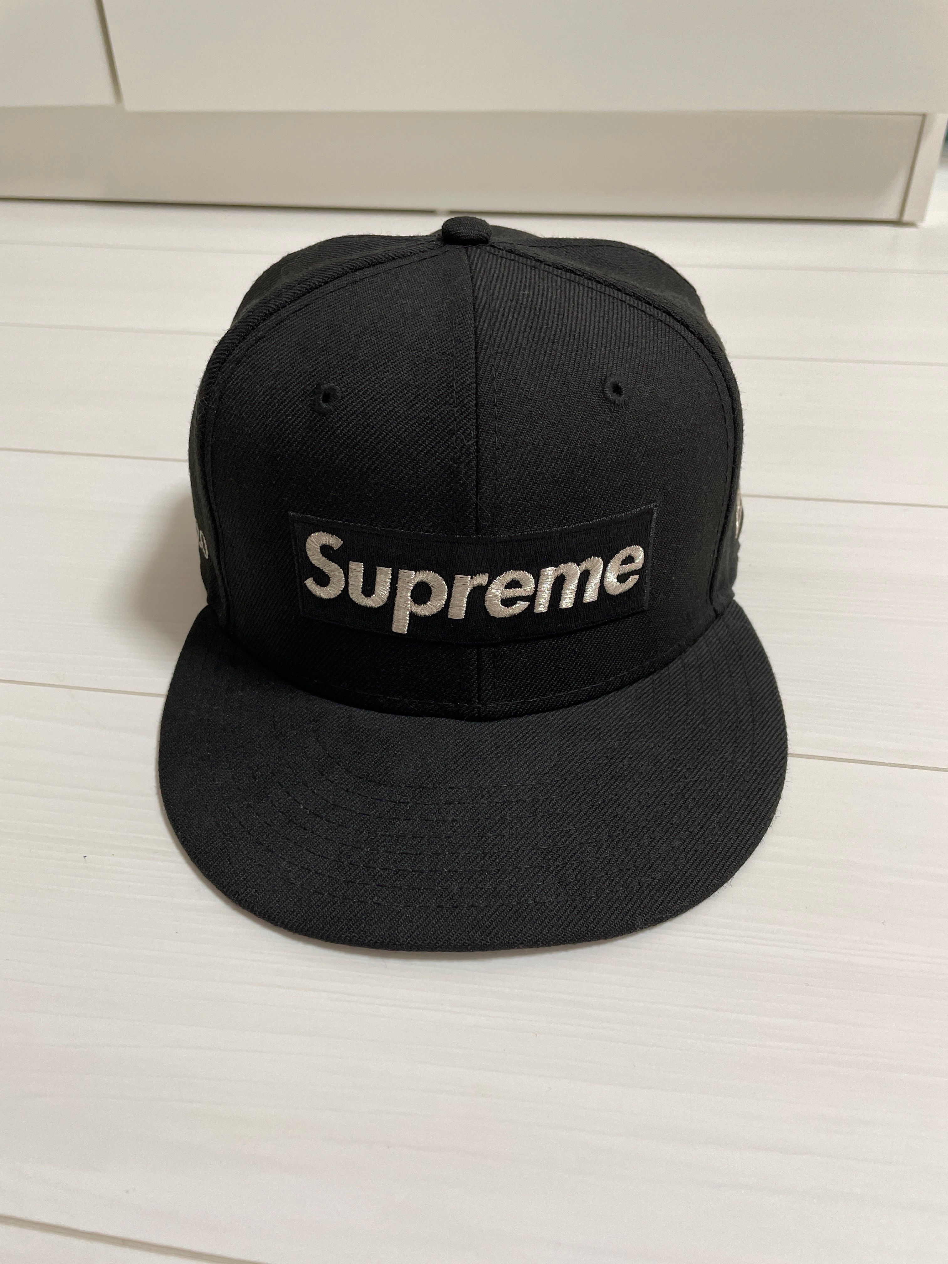 Supreme $1M Metallic Box Logo New Era® "Black"