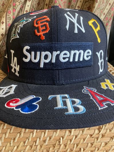 Supreme / MLB New Era® "Navy"