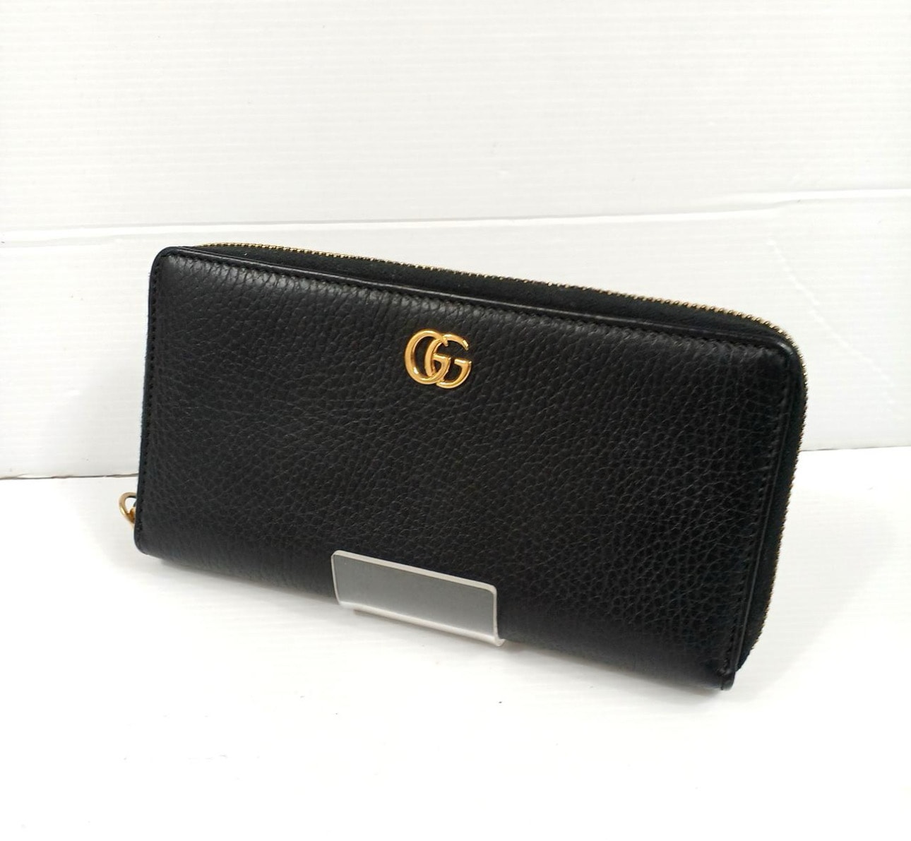 GUCCI Leather Zip Around Wallet "Black"
