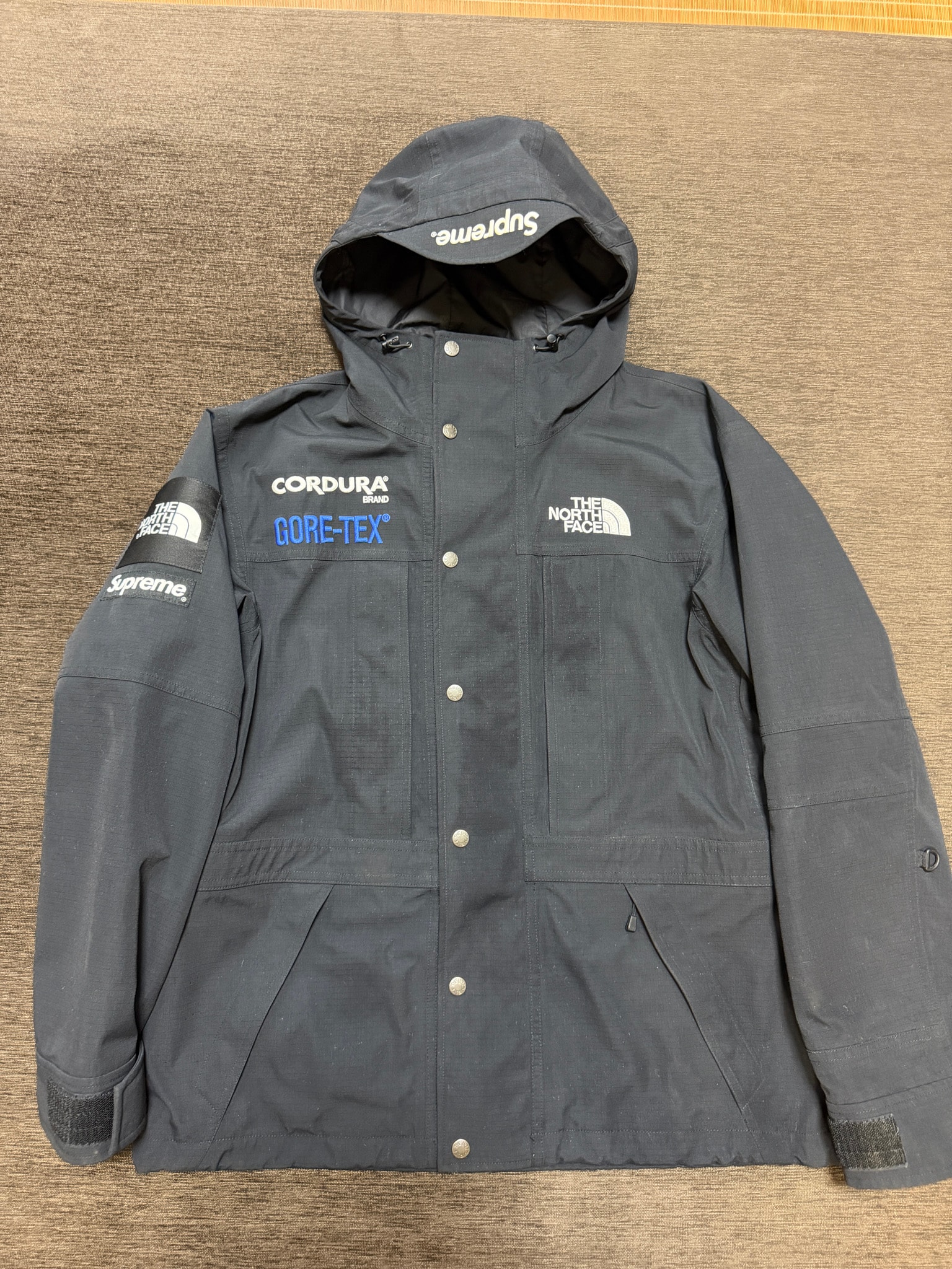 Supreme x The North Face Expedition Jacket "Black"