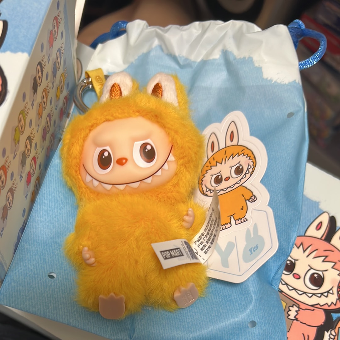 POP MART THE MONSTERS (LABUBU) Pin for Love Series-Vinyl Plush Pendant (N-Z) Y