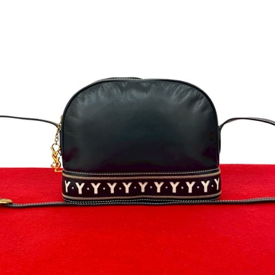 YVES SAINT LAURENT イヴ・サンローラン YSL ロゴ 金具 カットアウト レザー ショルダーバッグ ネイビー
33956