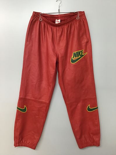Supreme / Nike® Leather Warm Up Pant "Red"