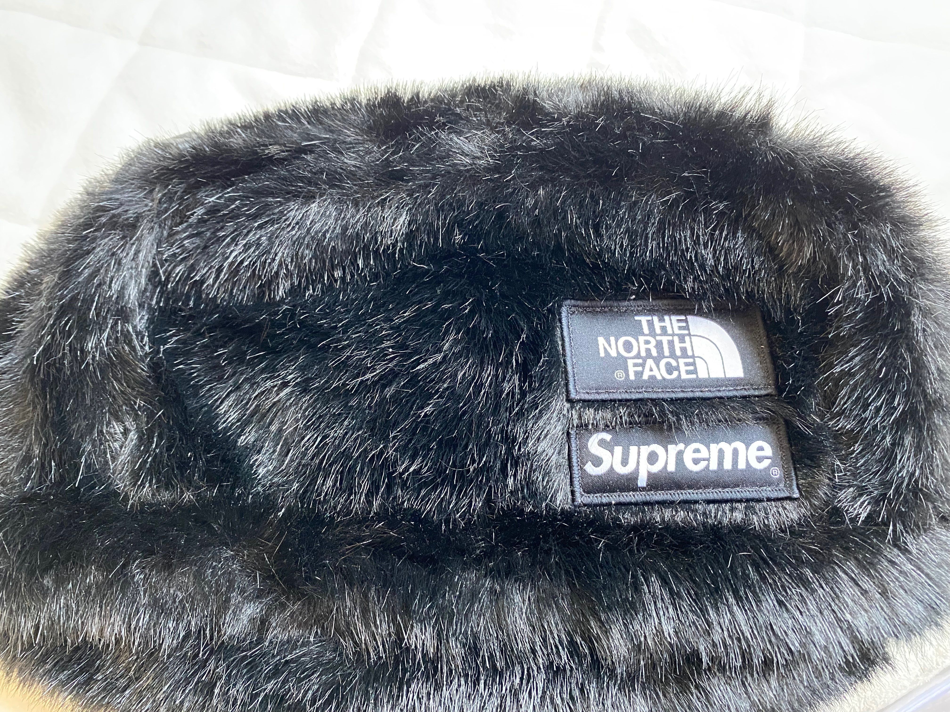 Supreme x The North Face Faux Fur Waist Bag "Black" NM82093I / NF0A5G87