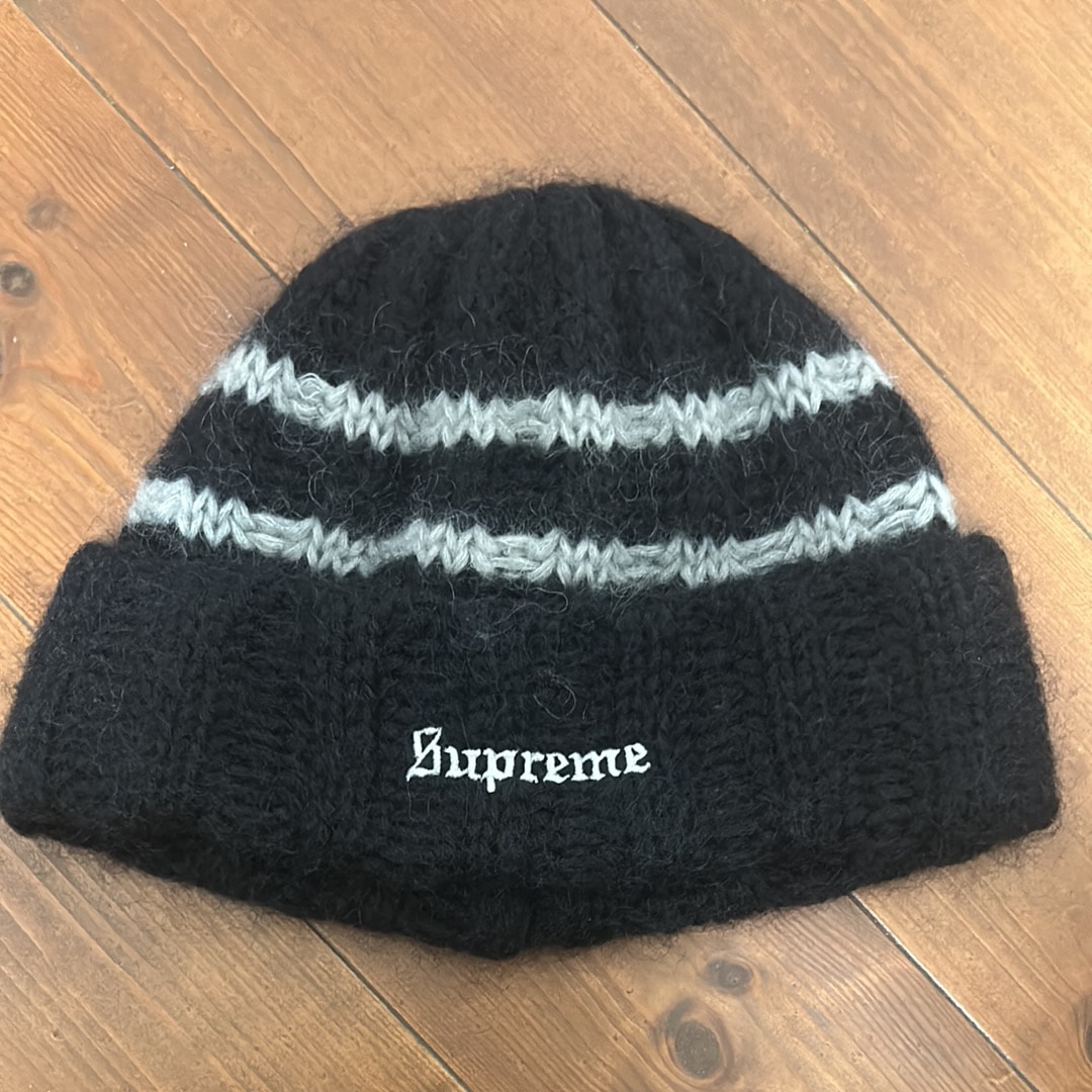 Supreme Brushed Stripe Beanie "Black"