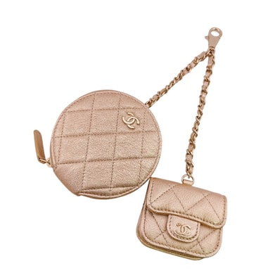 シャネル CHANEL コインケース マトラッセ AirPodsケース チェーンポーチ イヤーギフト ラウンドファスナー チェーン ゴールド