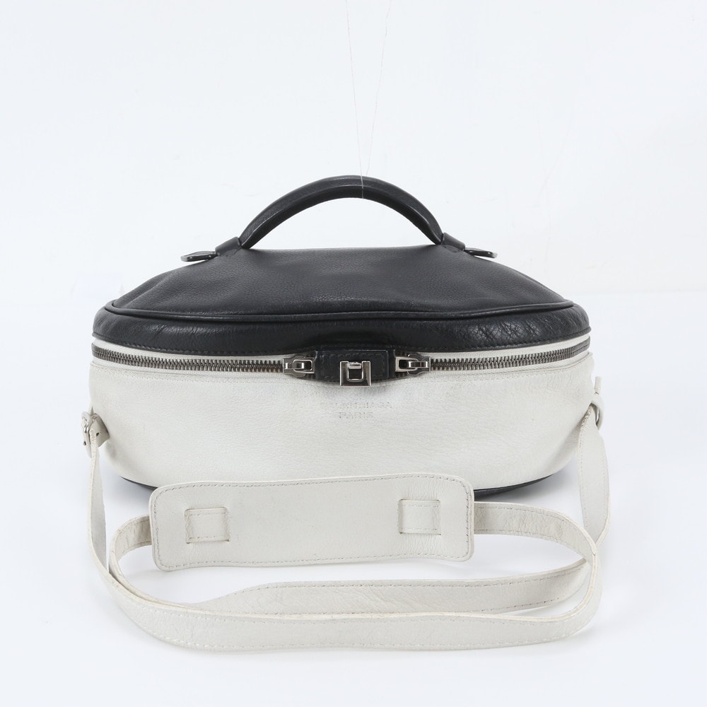 ■美品 バレンシアガ319797 ショルダーバッグ レザー